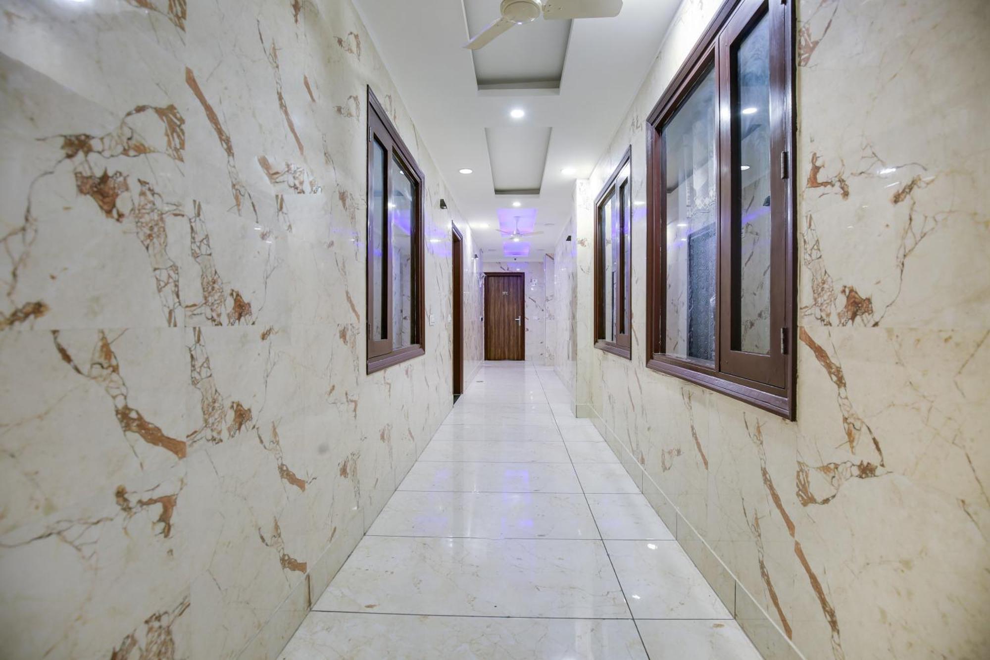 Hotel O Royal Mohali Bagian luar foto