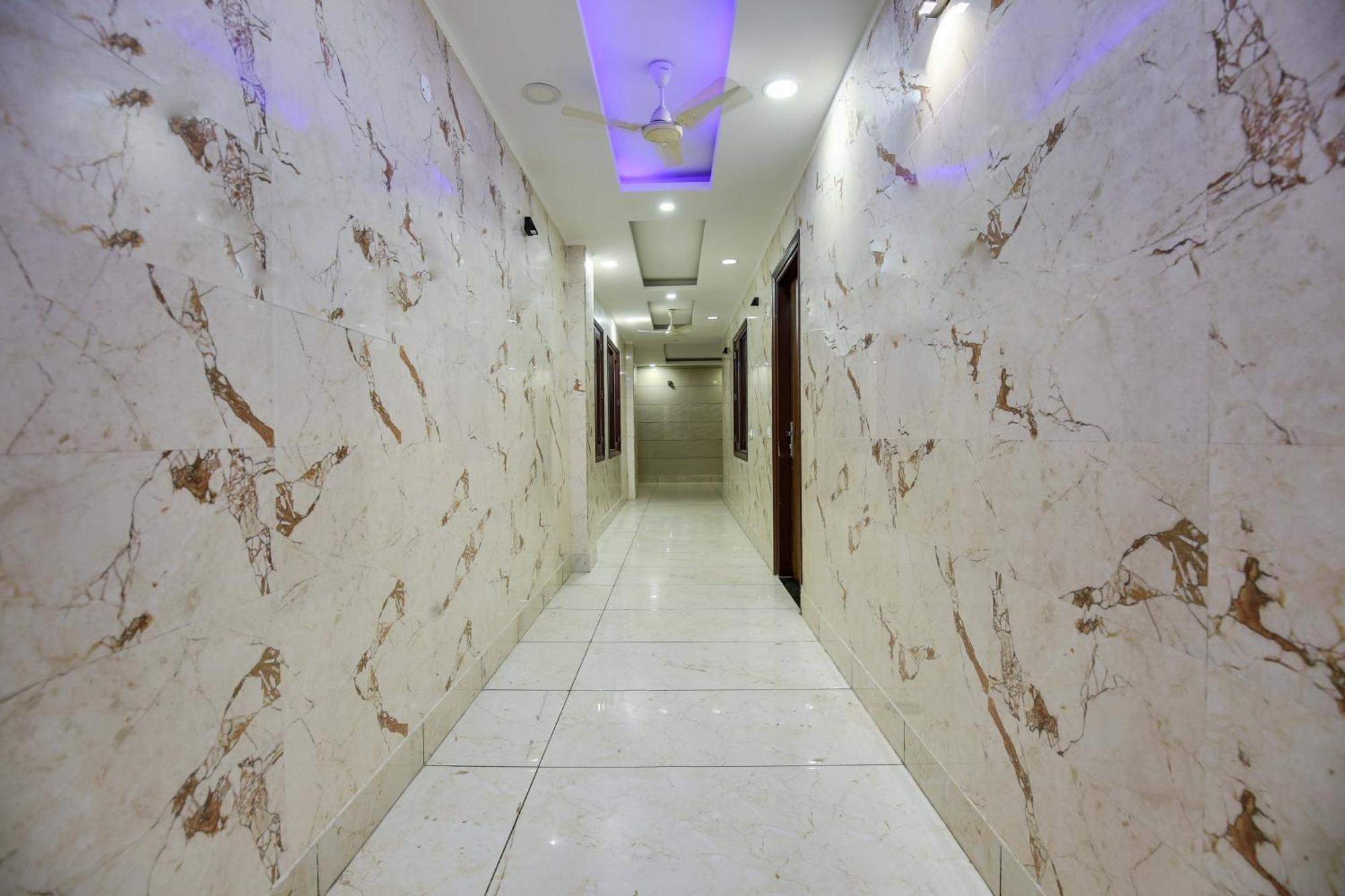 Hotel O Royal Mohali Bagian luar foto
